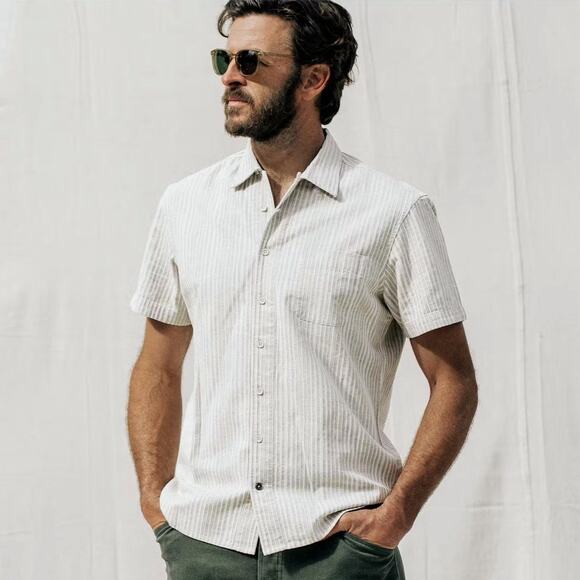 $125 Taylor Stitch Hawthorne SS Button Up Shirt Natural Stripe Men’s Size 42 / L - Picture 1 of 9